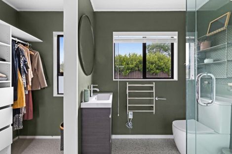 Photo of property in 12 Chestnut Court, Havelock North, 4130