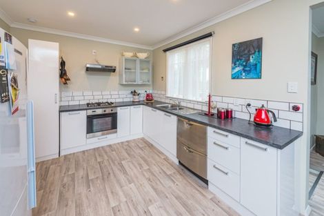 Photo of property in 101 Alma Road, Gonville, Whanganui, 4501