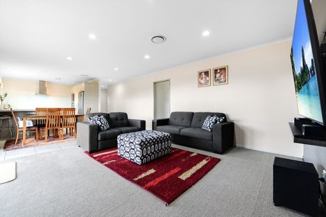 Photo of property in 21 Wiltshire Drive, Huntington, Hamilton, 3210