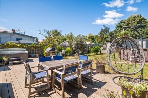 Photo of property in 12 Lyndhurst Street, Awapuni, Gisborne, 4010