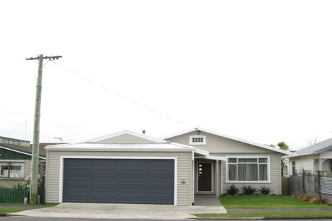 Photo of property in 15 Karamu Street, Strandon, New Plymouth, 4312