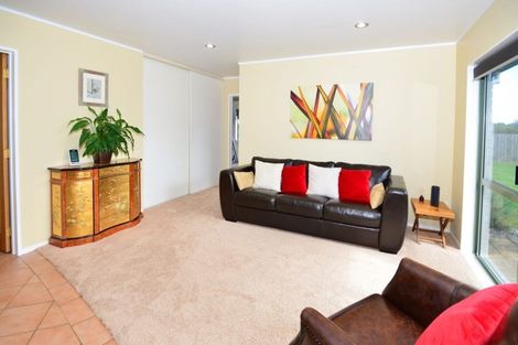 Photo of property in 54 Russell Road, Wainui, Silverdale, 0992