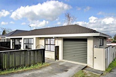 Photo of property in 2/39 Alfriston Road, Manurewa East, Auckland, 2102