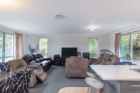 Photo of property in 56 Cardiff Crescent, Cannons Creek, Porirua, 5024