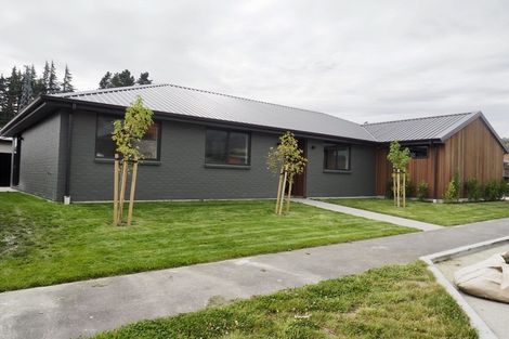 Photo of property in 50 Peterley Road, Lower Shotover, Queenstown, 9304