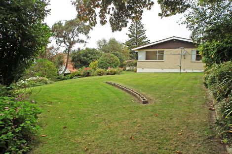 Photo of property in 16 Ure Street, South Hill, Oamaru, 9400