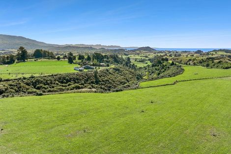 Photo of property in 333 Hill View Road, Motupipi, Takaka, 7183