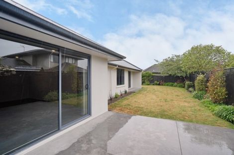 Photo of property in 26 Rue De La Mare, Parklands, Christchurch, 8083
