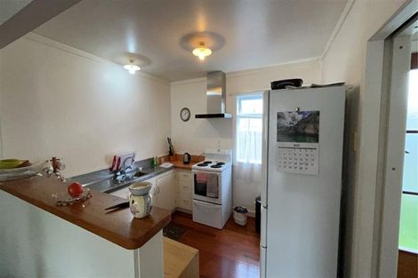Photo of property in 526 Te Atatu Road, Te Atatu Peninsula, Auckland, 0610