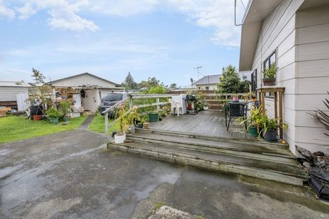 Photo of property in 9 Simcox Street, Otaki Beach, Otaki, 5512