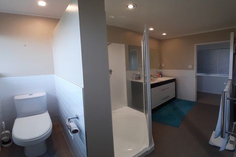 Photo of property in 90b Simmental Crescent, Somerville, Auckland, 2014