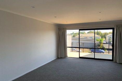 Photo of property in 2/88 Carrington Avenue, Silverdale, Hamilton, 3216