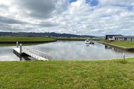 Photo of property in 253 Kupe Drive, Whitianga, 3510