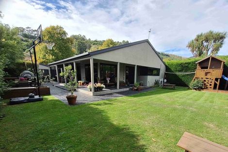 Photo of property in 44 Bowenvale Avenue, Cashmere, Christchurch, 8022