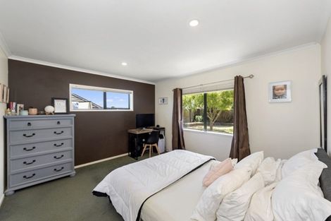 Photo of property in 44 Cranbrook Place, Rototuna North, Hamilton, 3210