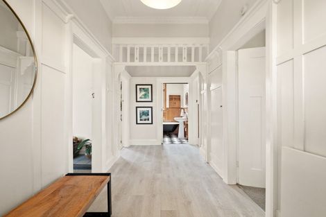 Photo of property in 206 Surrey Street, Saint Clair, Dunedin, 9012