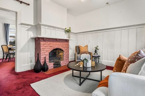 Photo of property in 25 Wades Avenue, Saint Martins, Christchurch, 8022