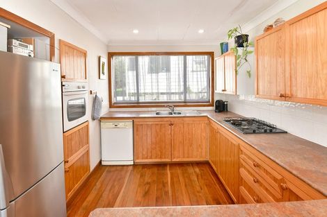 Photo of property in 15 North Crescent, Kaukapakapa, 0873