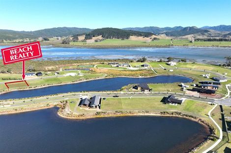 Photo of property in 106 Takapu Close, Matarangi, 3592