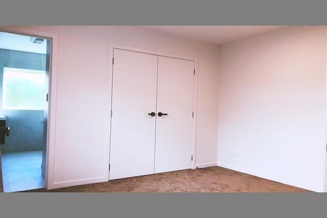 Photo of property in 6 Lancia Way, Oteha, Auckland, 0632