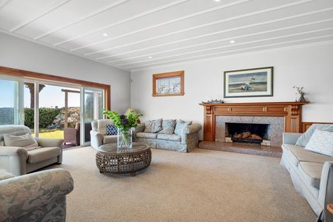 Photo of property in 123 Karewa Parade, Papamoa Beach, Papamoa, 3118