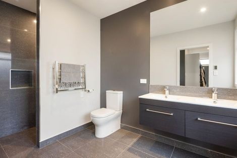 Photo of property in 32 Helen June Avenue, Flagstaff, Hamilton, 3210