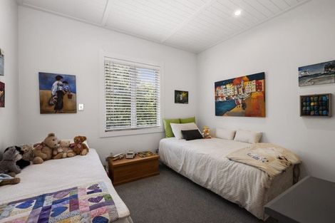 Photo of property in 18 Pukeko Way, Kinloch, Taupo, 3377