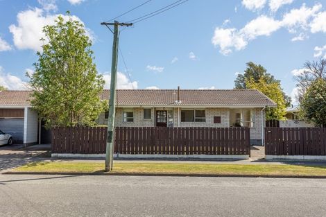 Photo of property in 1/1 Hounslow Street, Ilam, Christchurch, 8041