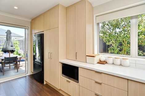 Photo of property in 6 Brantholme Place, Rangiora, 7400