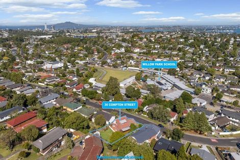 Photo of property in 36 Compton Street, Hillcrest, Auckland, 0627