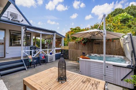 Photo of property in 7 Riverview Road, Kerikeri, 0230