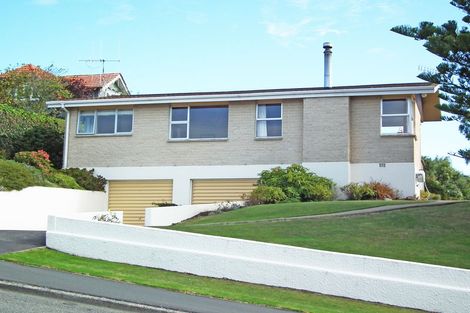 Photo of property in 16 Ure Street, South Hill, Oamaru, 9400