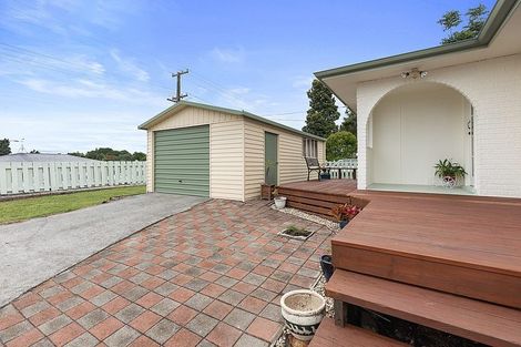 Photo of property in 21 Dunlop Road, Te Puke, 3119