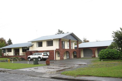 Photo of property in 13 Dumfries Road, Tokoroa, 3420