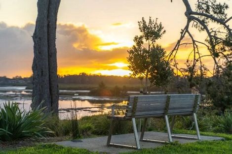 Photo of property in 9 Rarangi Mai Lane, Karaka, 2113