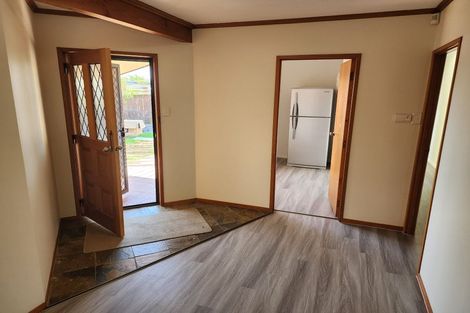 Photo of property in 12 Buckingham Crescent, Manukau, Auckland, 2025