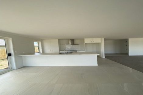 Photo of property in 14 Kohekohe Drive, Owhata, Rotorua, 3010