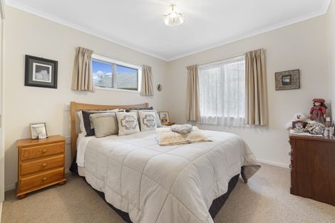 Photo of property in 3 Foxtail Fern, Kelvin Grove, Palmerston North, 4414