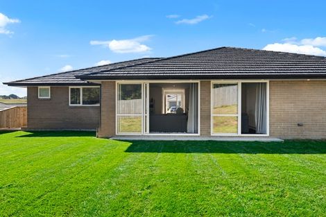 Photo of property in 59 Leathem Crescent, Pokeno, 2402