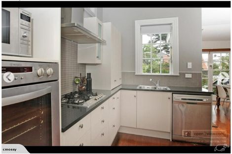 Photo of property in 34 Porritt Avenue, Mount Victoria, Wellington, 6011