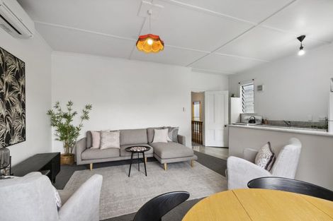 Photo of property in 96 Pirie Street, Mount Victoria, Wellington, 6011