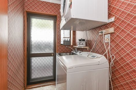 Photo of property in 2/505 Fitzroy Avenue, Hastings, 4122