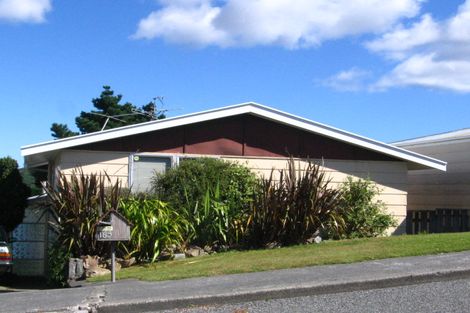 Photo of property in 163 Orangi Kaupapa Road, Northland, Wellington, 6012