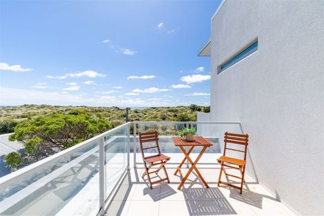 Photo of property in 9/272 Marine Parade, New Brighton, Christchurch, 8061