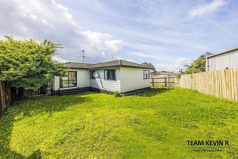 Photo of property in 2/9 Janese Place, Weymouth, Auckland, 2103