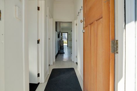 Photo of property in 112 Munroe Street, Napier South, Napier, 4110