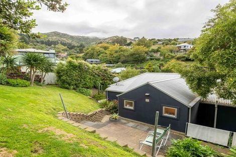Photo of property in 25 Hawkhurst Road, Lyttelton, 8082