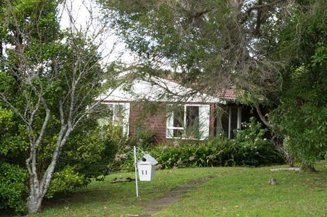 Photo of property in 11 Reydon Place, Cockle Bay, Auckland, 2014