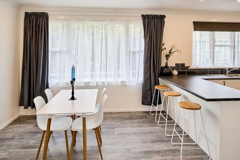 Photo of property in 42 Coates Street, Tawa, Wellington, 5028