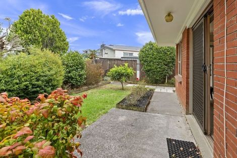Photo of property in 2/149 Astley Avenue, New Lynn, Auckland, 0600